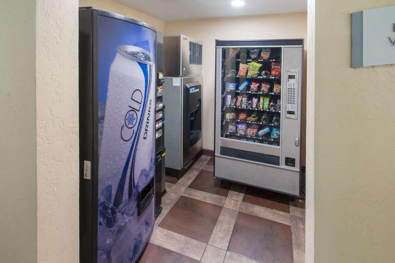 Quality Inn & Suites Airport West Salt Lake City Zewnętrze zdjęcie